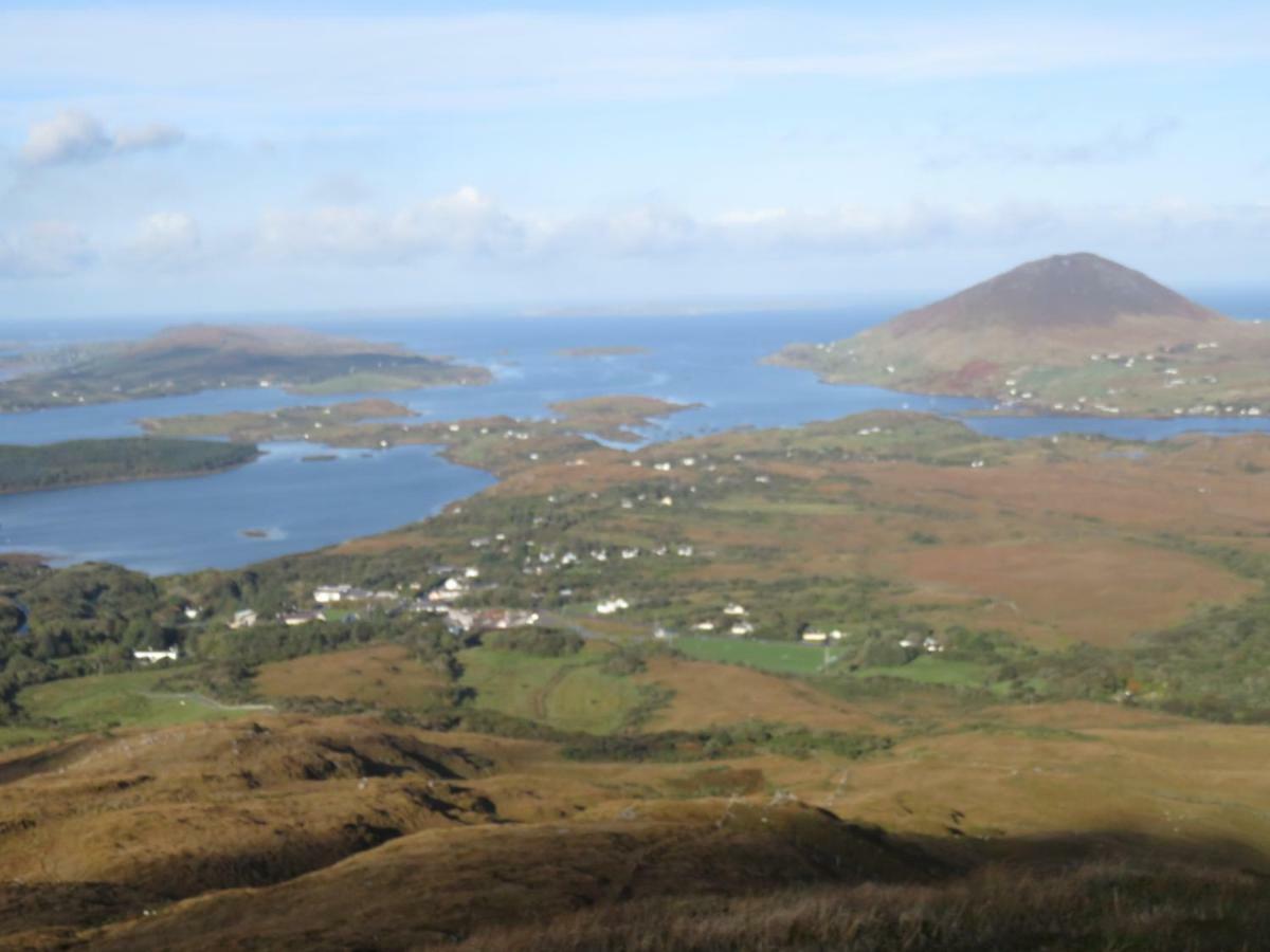 Letterfrack Farm Lodge house in Letterfrack village Connemara Eksteriør bilde